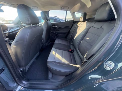 Used 2025 Chevrolet Trax LT image 23