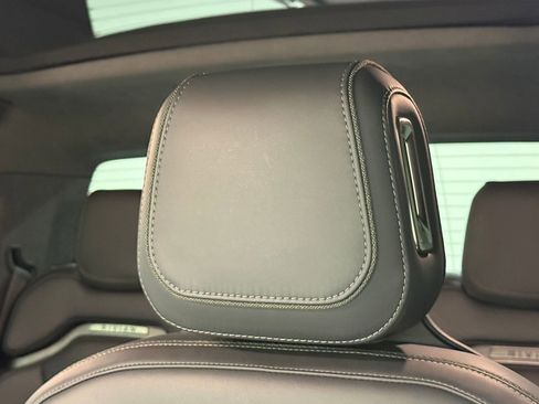 Used 2022 Rivian R1T Launch Edition image 29