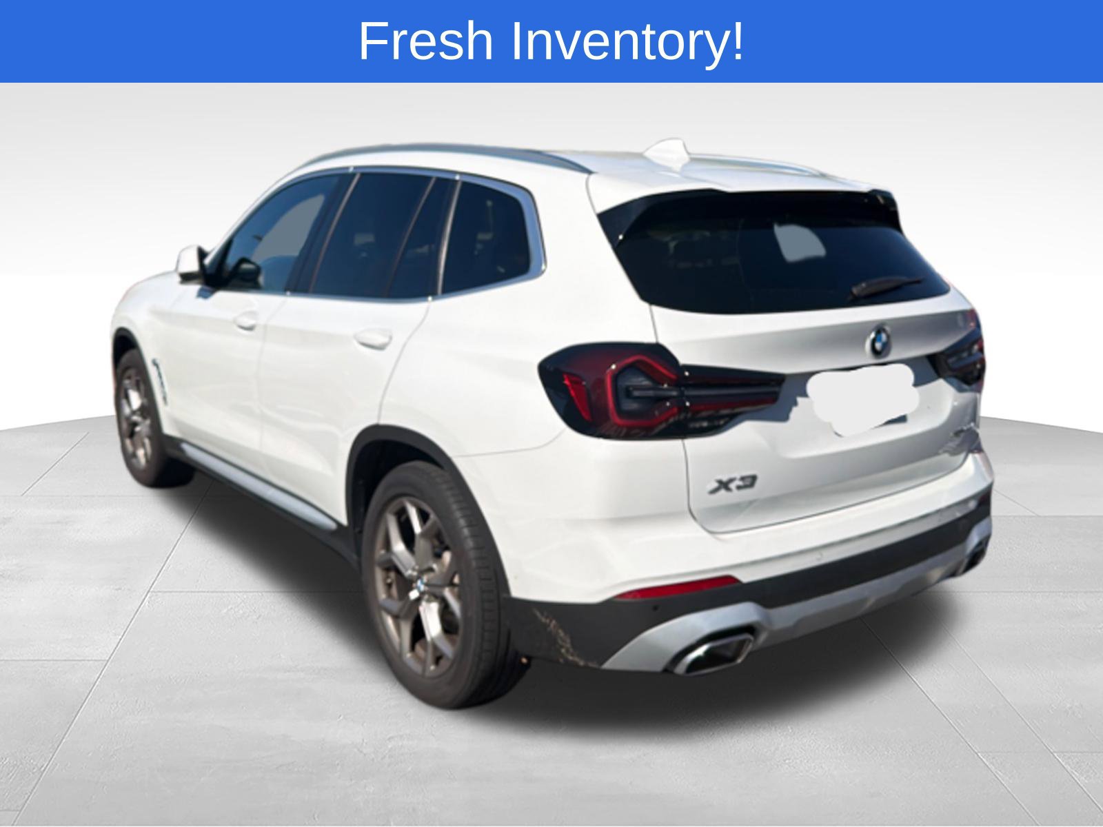 Used 2023 BMW X3 xDrive30i w/ Convenience Package w/ZPA AWD/4WD image 4