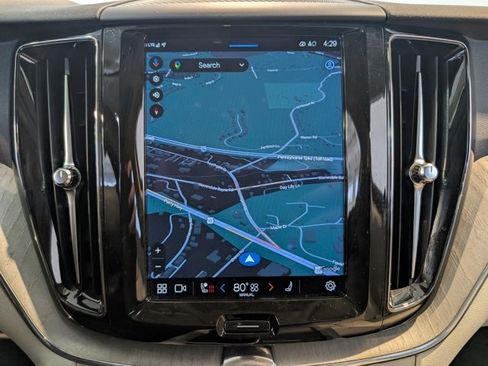 Used 2023 Volvo XC60 B5 Plus w/ Climate Package image 20