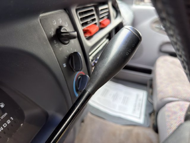 Used 1999 Dodge Ram 2500 Truck 2WD Quad Cab image 21