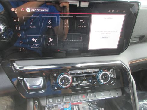 New 2026 GMC Sierra 3500 AT4 w/ AT4 Premium Plus Package AWD/4WD image 19