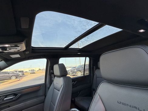 New 2026 GMC Yukon XL Denali w/ Sun & Power Step Package image 13