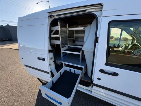 Used 2013 Ford Transit Connect XLT image 19