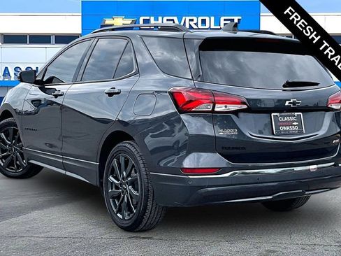 Used 2023 Chevrolet Equinox RS w/ RS Leather Package AWD/4WD image 3