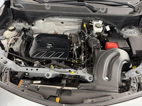 Certified 2024 Buick Encore GX Preferred w/ Comfort Package image 11