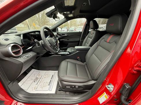 New 2026 Chevrolet Trax RS w/ Sunroof Package FWD image 16