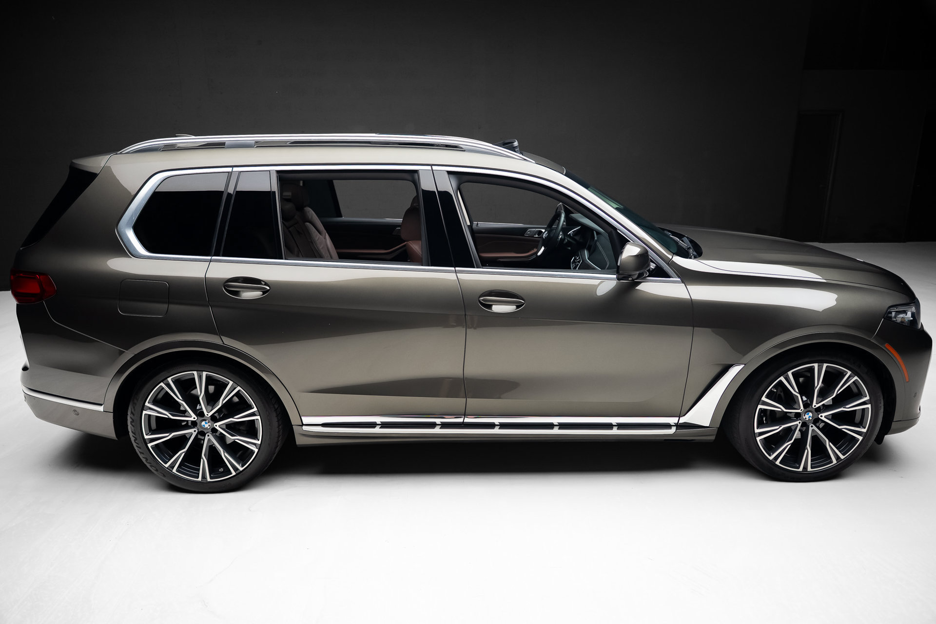 Used 2020 BMW X7 xDrive40i w/ Parking Assistance Package AWD/4WD image 35