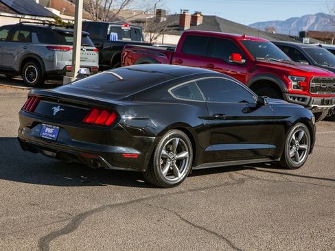 Used 2015 Ford Mustang Coupe image 5