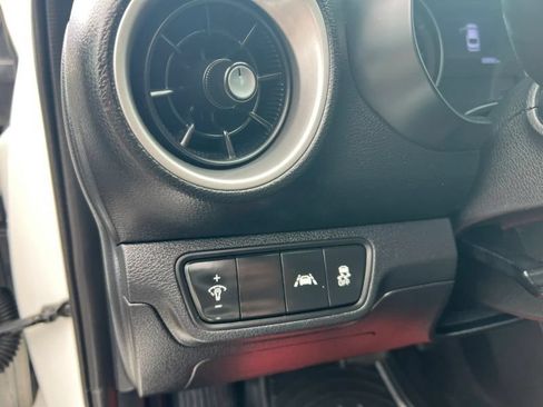 Used 2020 Kia Forte LXS FWD image 21