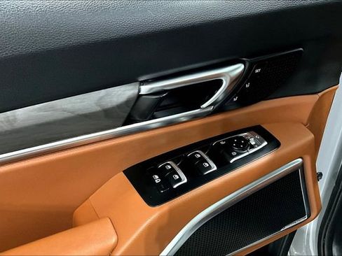 Used 2023 Kia Telluride SX image 38