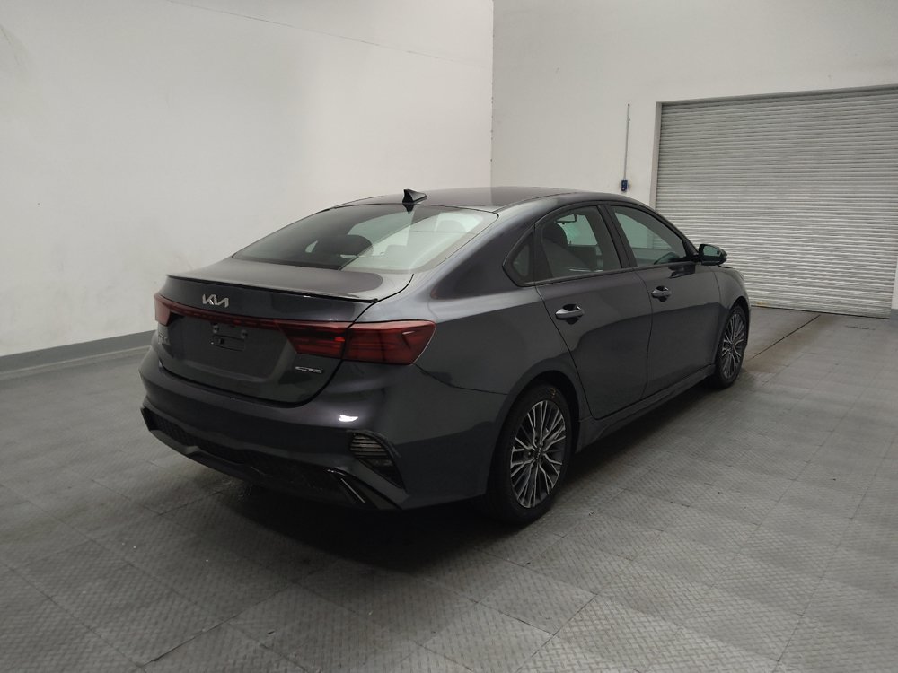 Used 2024 Kia Forte GT-Line w/ GT-Line Premium Package FWD image 9