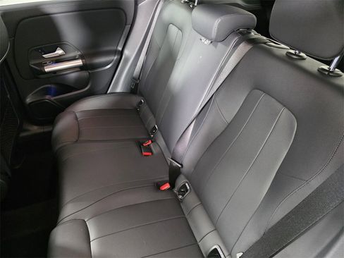 Certified 2025 Mercedes-Benz GLA 250 image 15