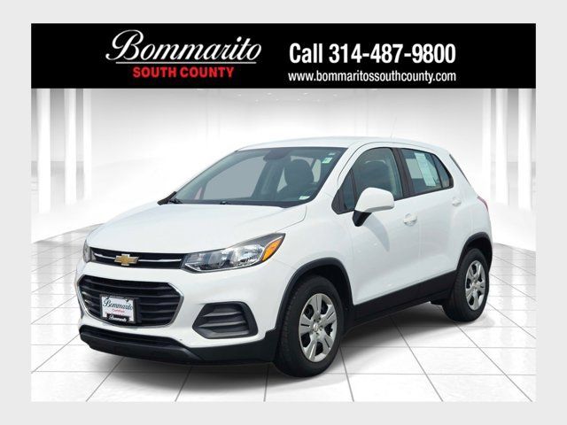 Used 2018 Chevrolet Trax LS FWD image 1