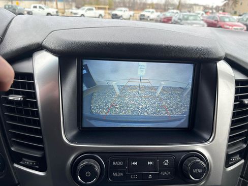 Used 2019 Chevrolet Suburban Premier image 23