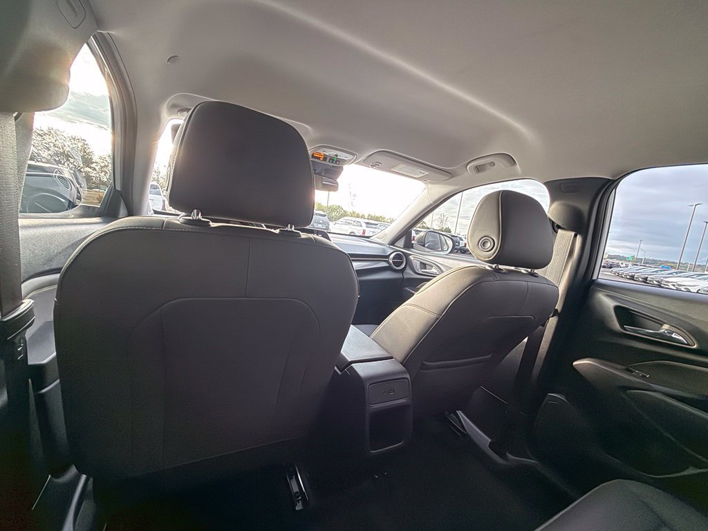 Used 2026 Chevrolet Trax ACTIV FWD image 27