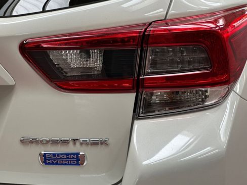 Used 2023 Subaru Crosstrek Hybrid AWD/4WD image 35