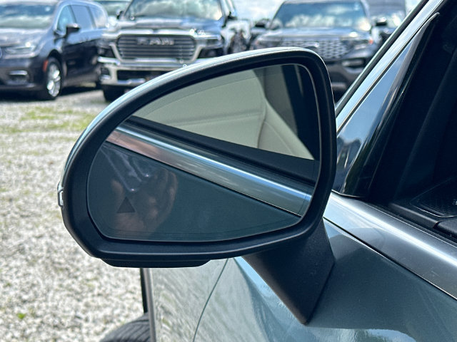 Used 2026 Mercedes-Benz GLC 300 4MATIC image 6