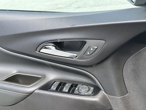 Used 2024 Chevrolet Equinox Premier FWD image 31