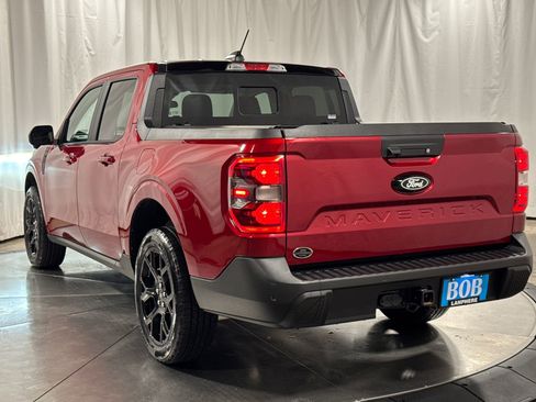 Used 2025 Ford Maverick Lariat w/ Black Appearance Package AWD/4WD image 24