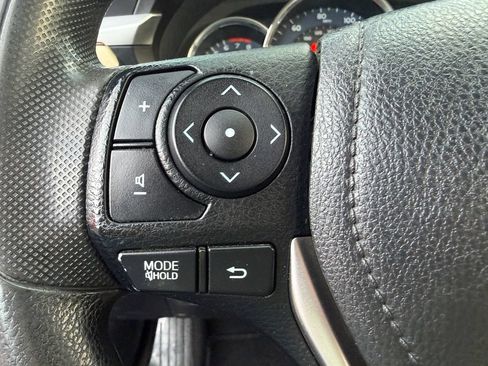 Used 2014 Toyota Corolla LE FWD image 62
