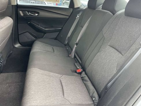 Used 2025 Honda Accord SE image 12