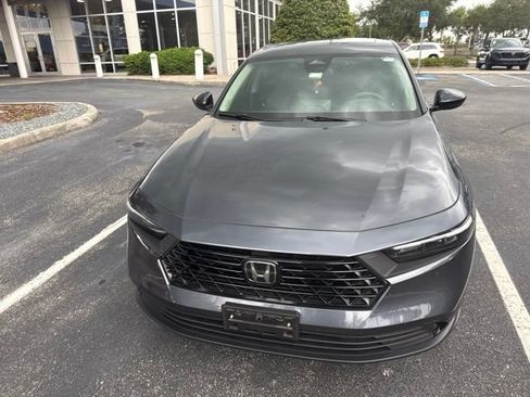 Certified 2025 Honda Accord SE image 2