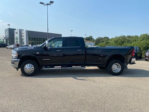 Used 2021 RAM 3500 Laramie AWD/4WD image 3