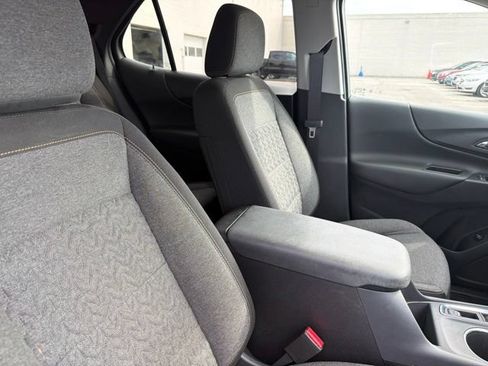 Used 2024 Chevrolet Equinox LT AWD/4WD image 21