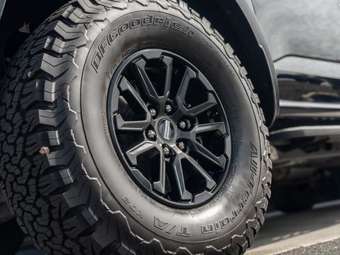 Used 2026 Ford F150 Raptor AWD/4WD image 8