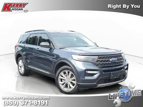 Used 2022 Ford Explorer XLT w/ Equipment Group 202A AWD/4WD image 1