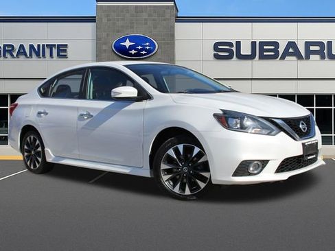 Used 2017 Nissan Sentra SR image 3