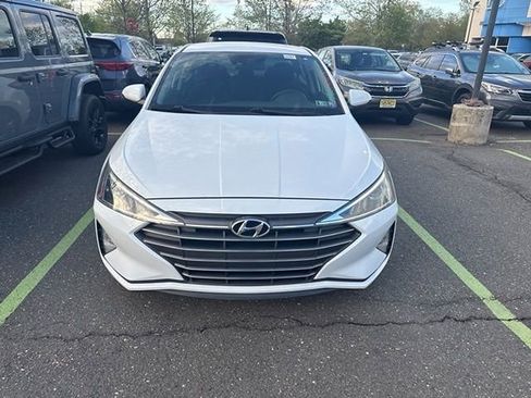 Used 2020 Hyundai Elantra SEL w/ Cargo Package (C1) image 2