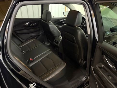 Used 2024 GMC Terrain AT4 w/ Tech Package AWD/4WD image 21