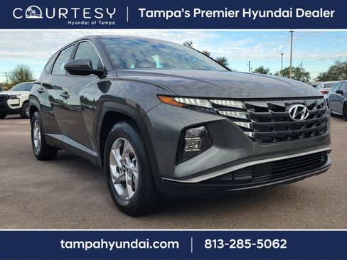 Used 2022 Hyundai Tucson SE w/ Cargo Package image 2