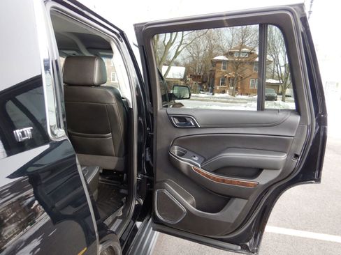 Used 2020 Chevrolet Tahoe LT image 25