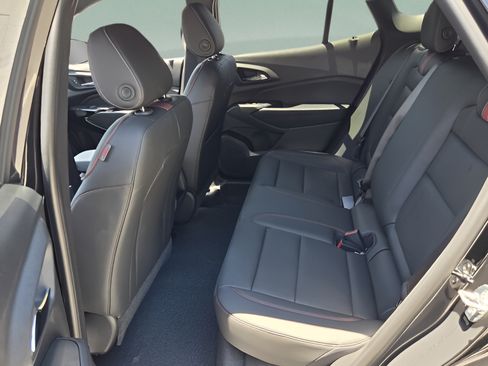 New 2026 Chevrolet Trax RS w/ Sunroof Package FWD image 10
