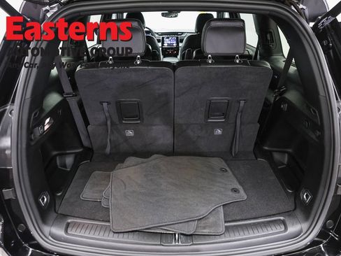 Used 2023 Jeep Grand Cherokee L Laredo AWD/4WD image 9