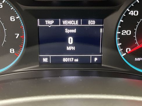 Used 2018 Chevrolet Malibu LT image 14