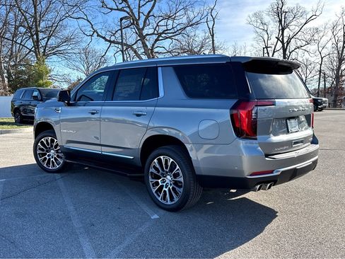 New 2026 GMC Yukon Denali w/ Advanced Technology Package image 3