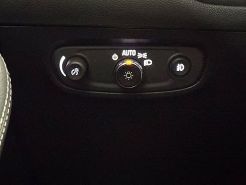 Used 2020 Buick Encore GX Preferred w/ Cold Weather Comfort Package image 30