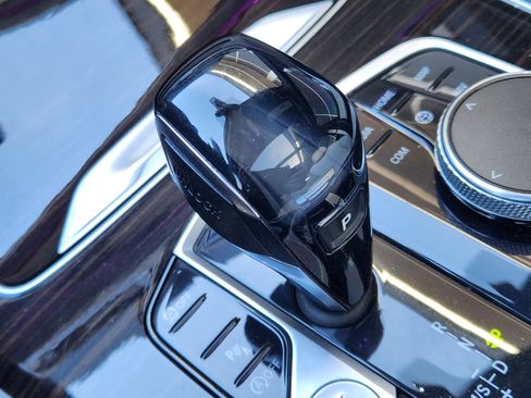 Used 2020 BMW X5 xDrive40i w/ Convenience Package image 10