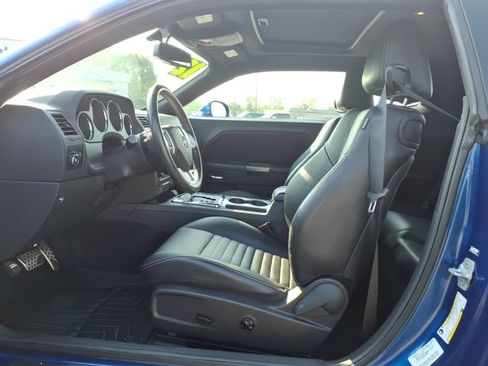 Used 2012 Dodge Challenger R/T RWD image 13