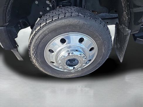 Used 2024 Ford F450 Lariat w/ Chrome Package image 13