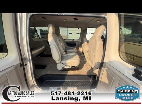 Used 2013 Ford E-150 and Econoline 150 Wagon RWD image 16