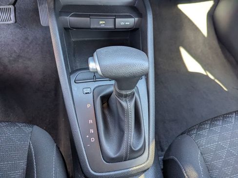 Used 2023 Kia Rio S image 14