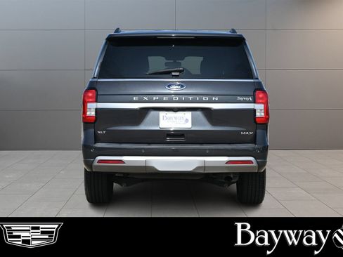 Used 2022 Ford Expedition Max XLT RWD image 7