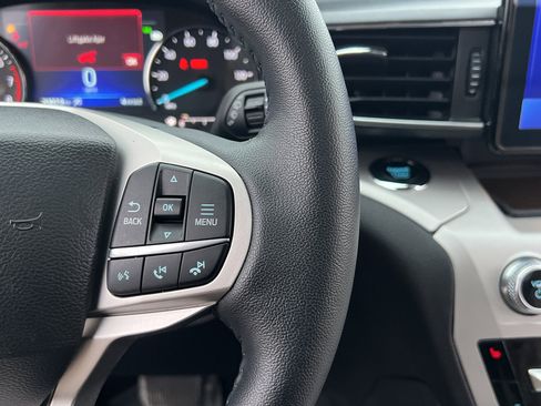 Used 2023 Ford Explorer XLT w/ Equipment Group 202A image 33