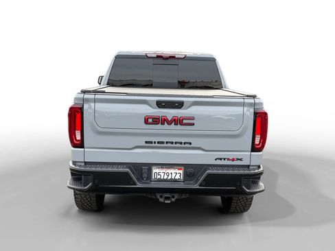 Used 2024 GMC Sierra 1500 AT4X image 4