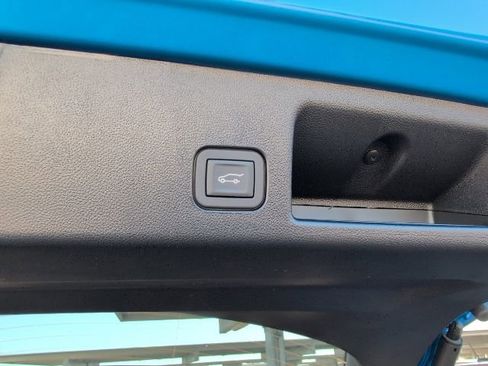 New 2026 Chevrolet Equinox EV RS image 11